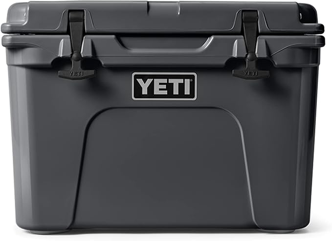 YETI Tundra 35 Cooler by YETI