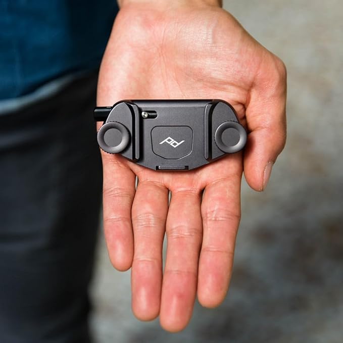 Peak Design Capture Camera Clip V3, Holds DSLR, Compact and Point and Shoot - Image 2