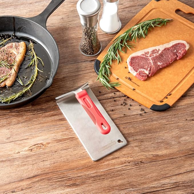 Restaurantware Met Lux 8.5 x 4.3 Inch Steak Press 1 Heavy-Duty Grilling Weight - Image 3