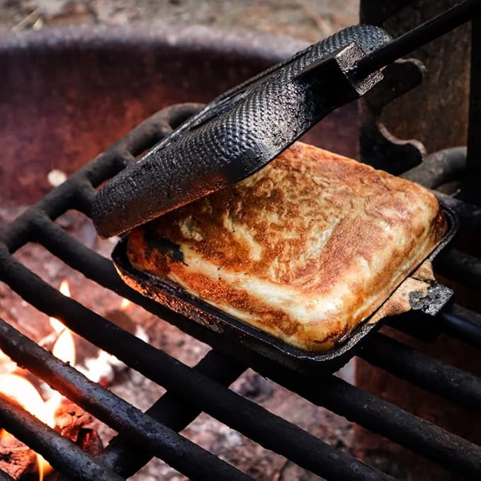 Cast Iron Camp Pie Cooker, Campfire Sandwich Maker - Image 6