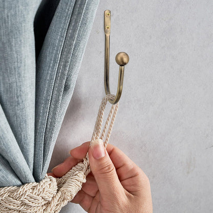 Curtain Tie Backs Hooks, 2 Pcs Metal Curtain Holdbacks, Retro U-Shaped Wall Mounted Curtain Tieback Decorative Drapery Holder with Screws for Bedroom Fixed Curtain or Hanging Items