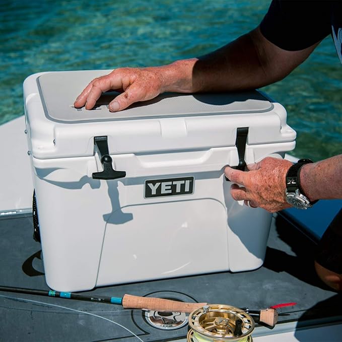 YETI Tundra 35 Cooler - Image 7