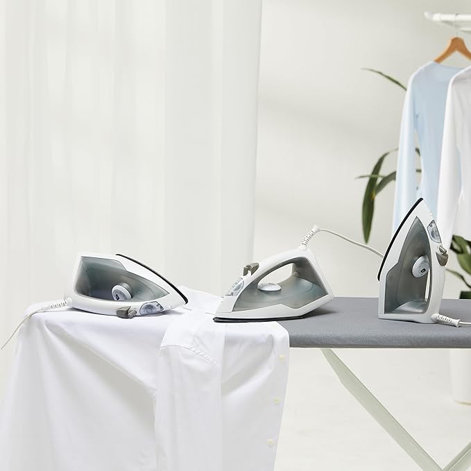 Amazon Basics 1200W 10” Steam Iron, - Image 6