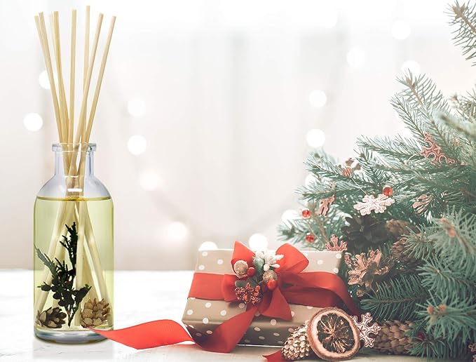 Urban Naturals Holiday Cranberry & Pine Holiday Wreath Reed Diffuser Set - Image 5
