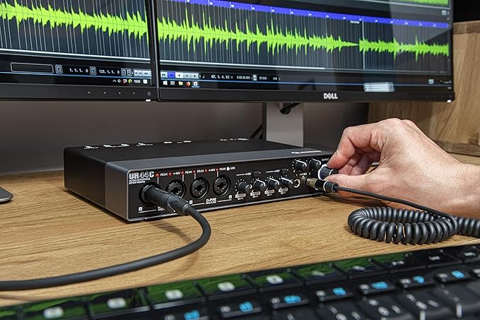 Steinberg UR44C 6x4 USB 3.0 Audio Interface - Image 6