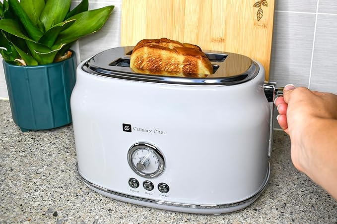 Frigidaire ETO102-WHITE, 2 Slice Toaster, Retro Style, Wide Slot - Image 5