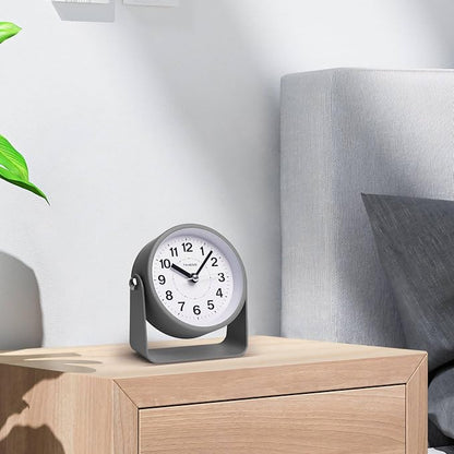 Analog Alarm Clock, Silent Non-Ticking Quartz Movement, Battery-Operated - Image 7
