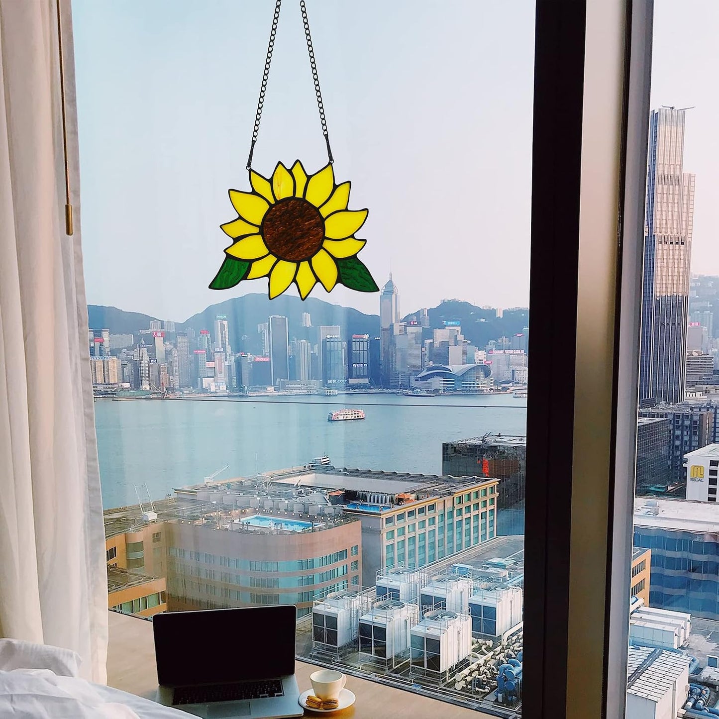 Sunflower Stained Glass Window Hanging,Sunflowers Suncatcher Gifts | Sunflowers Gifts Stained Glass Window Hanging,Handmade Sunflower Suncatcher for Window, Sunflower Gifts for Women,Grandmother
