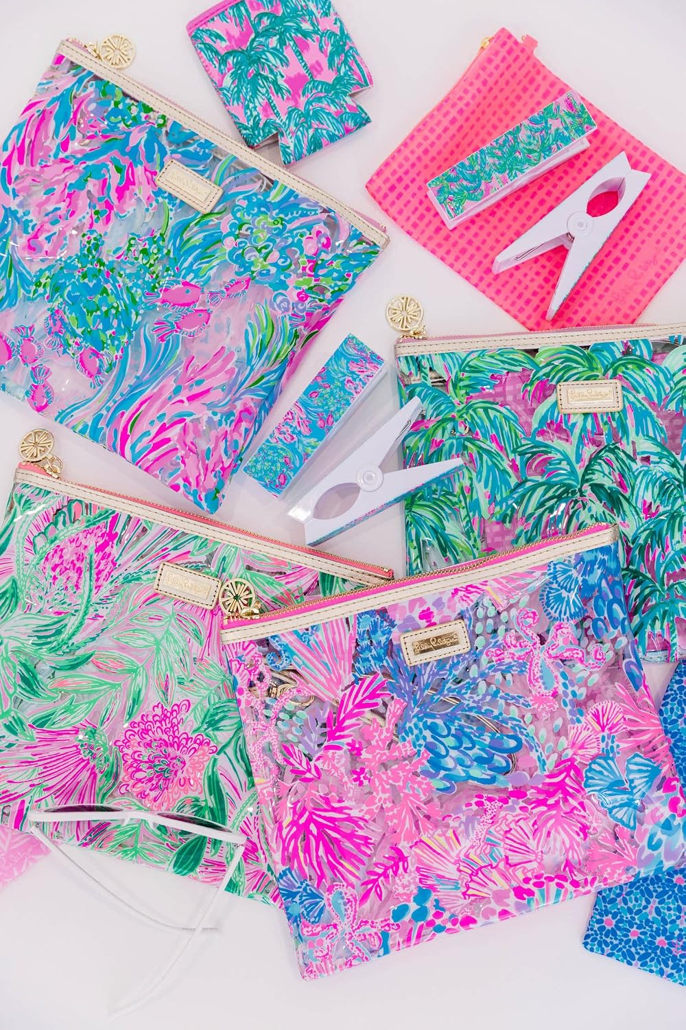 Lilly Pulitzer Water Resistant Vinyl Beach Day Pouch, Zipper Bag Includes Dri...