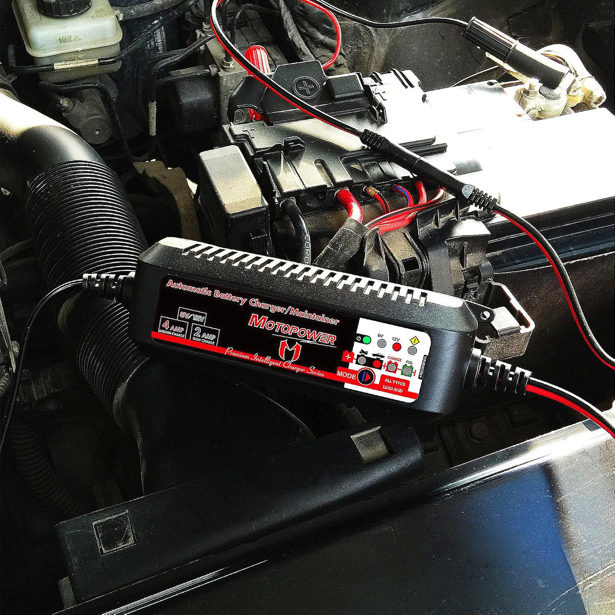 MOTOPOWER MP00207 6V and 12V 4AMP Automatic Smart Battery Charger
